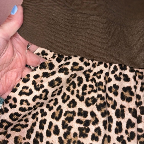 INC International Concepts Brown Cheetah Joggers Petite NWT - Picture 2 of 7